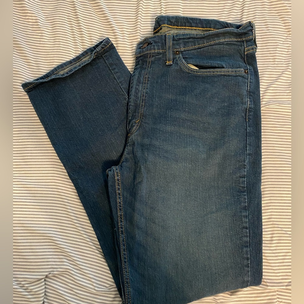Levi’s 514 straight fit jeans